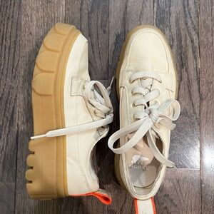 Sorel Caribou waterproof lace up platform sneaker